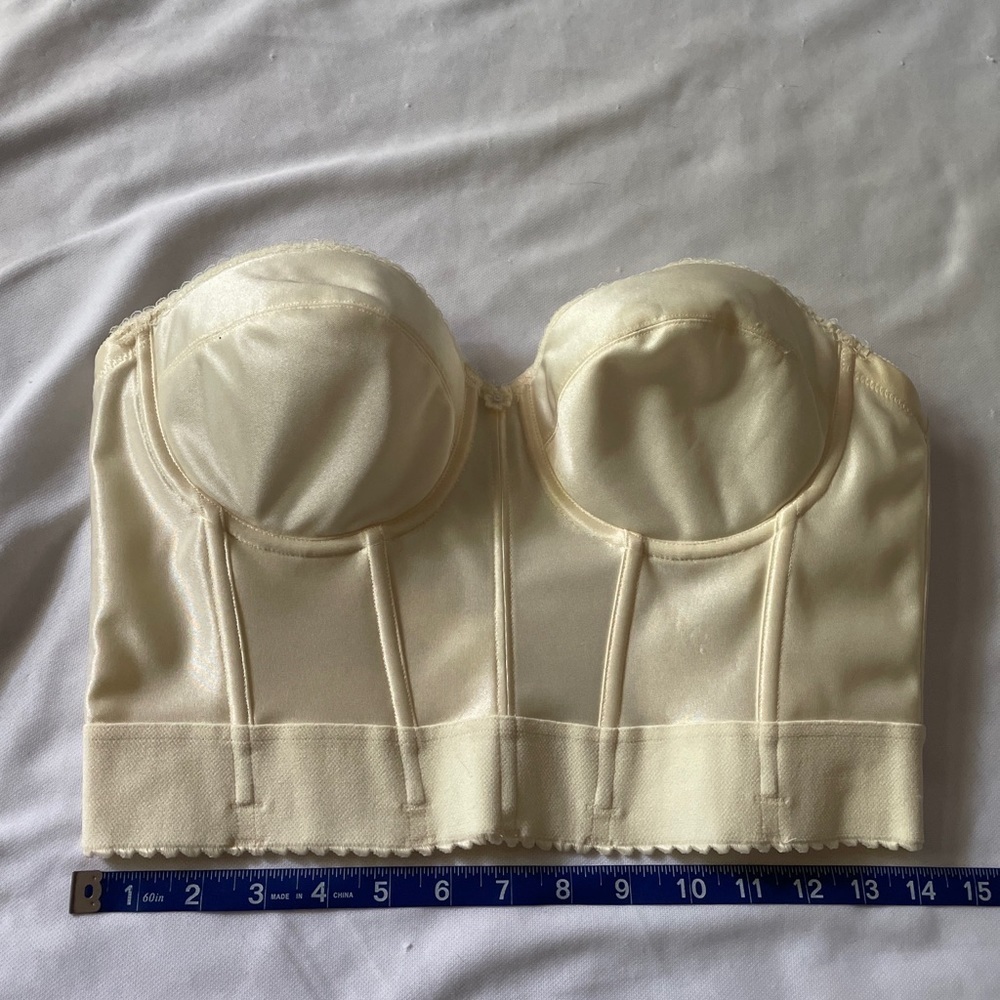 Dominique Shiny Satin Corset Lingerie Bustier Size 38C Ivory Pale Yellow Boned
